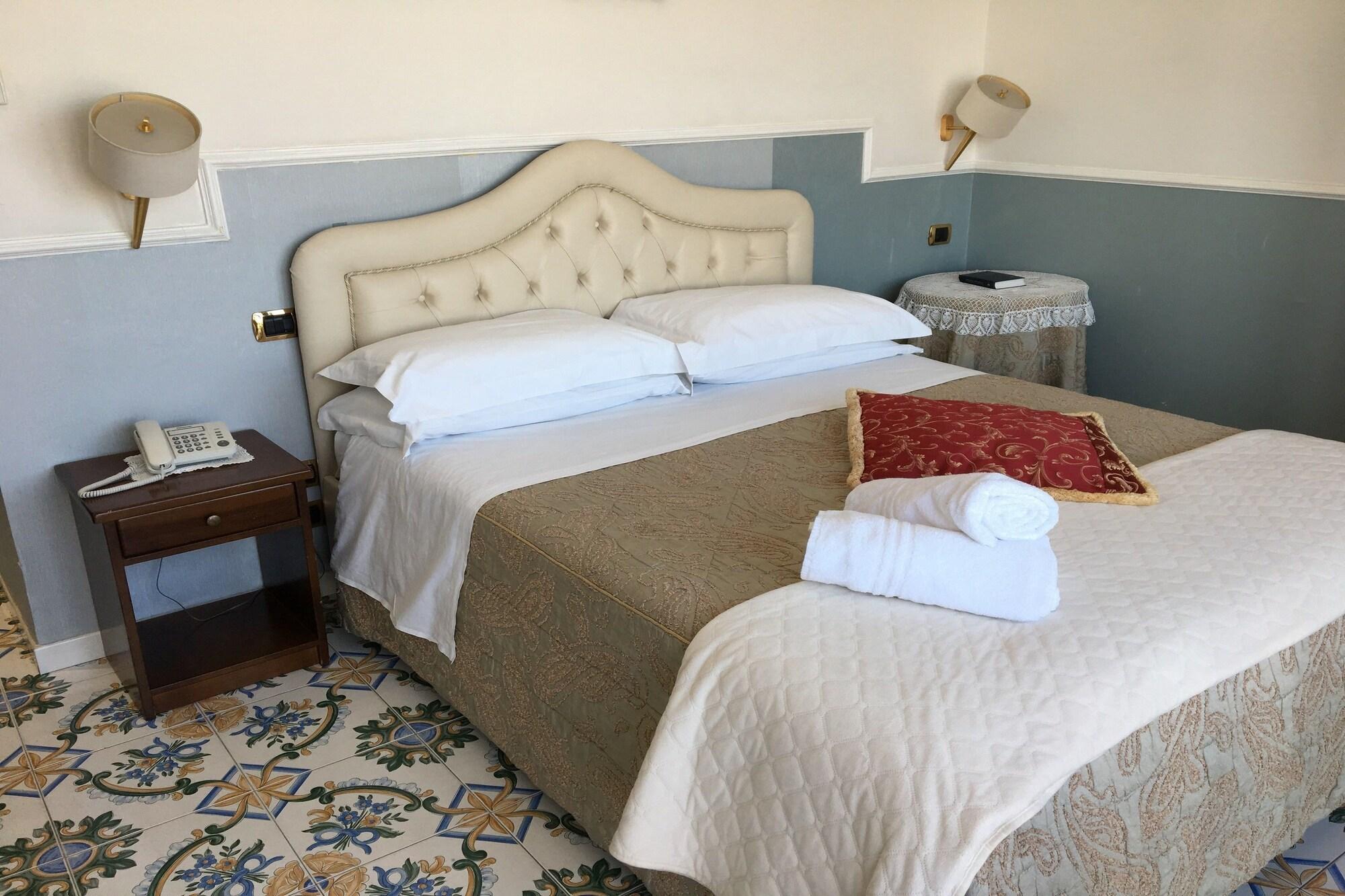 Experience Boutique Hotel - Villa Cimmino Castellammare di Stabia Zewnętrze zdjęcie